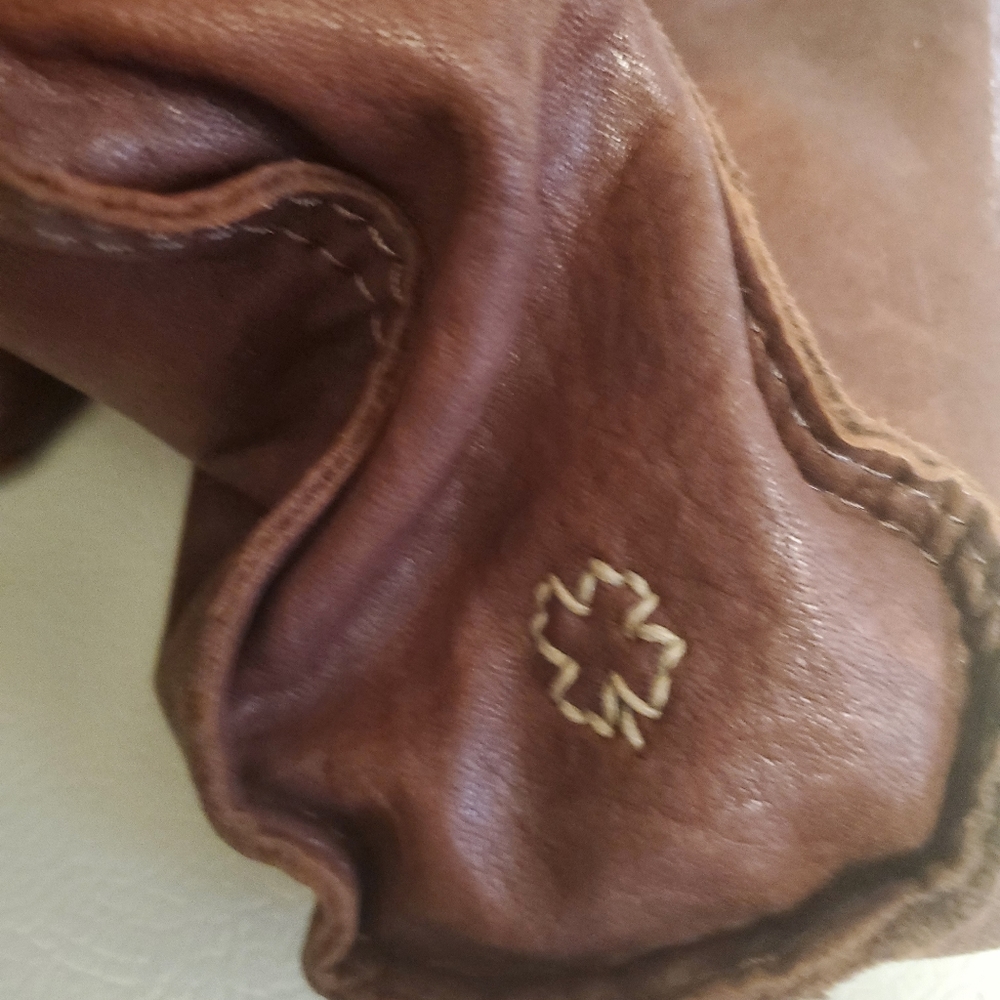 LUCKY brown leather crossbody